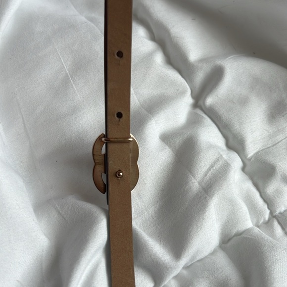 RARE CHANEL iridescent skinny belt - Picture 6 of 6